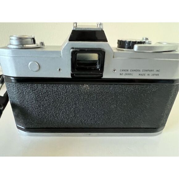 Canon SLR Camera FT QL Film Camera - Picture 6 of 15